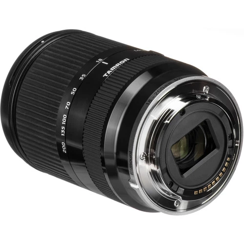 Tamron 18-200mm f3-5-6-3 Di